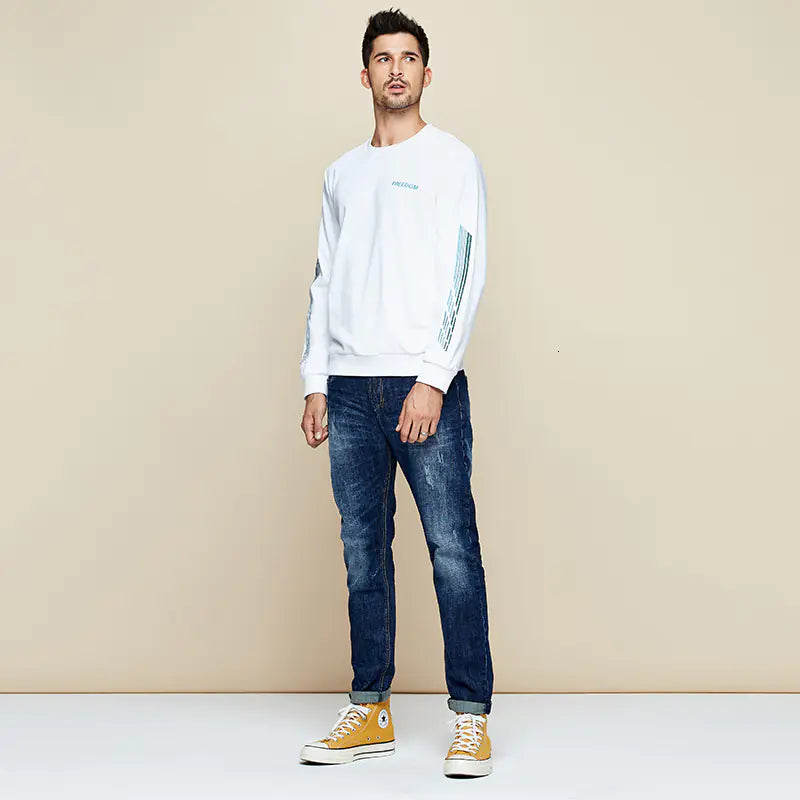 KUEGOU Embroidered Crew Neck Cotton Sweatshirt